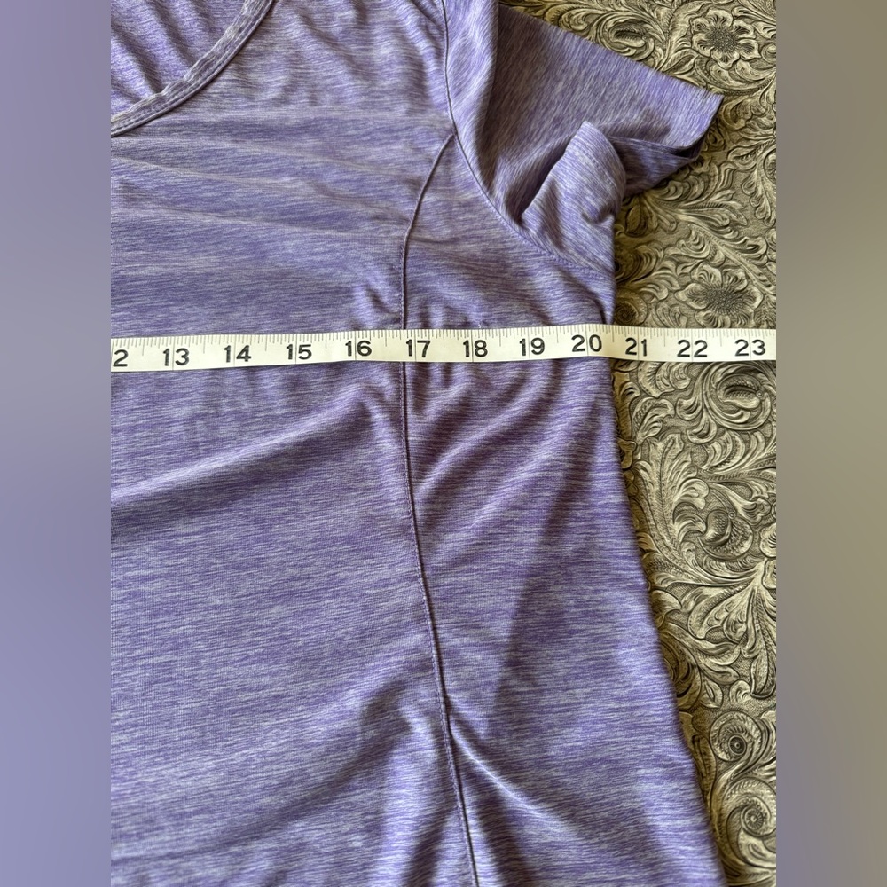 Duluth Trading Co Women's V-Neck Armachillo Lavender Tee - Picture 5 of 5